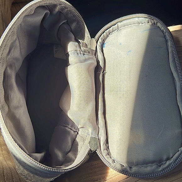 A sequenced bag - Picture 4 of 4